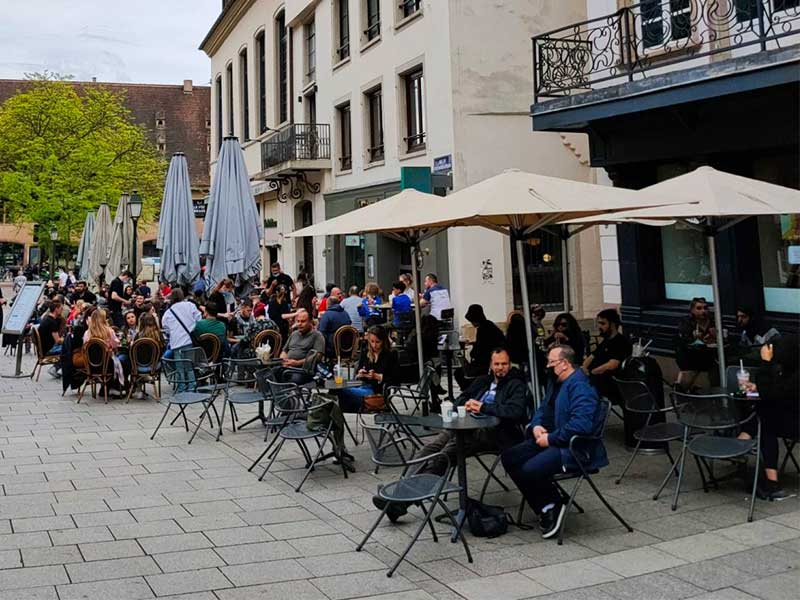 Terrasse-du-restaurant-The-Dubliners-Strasbourg