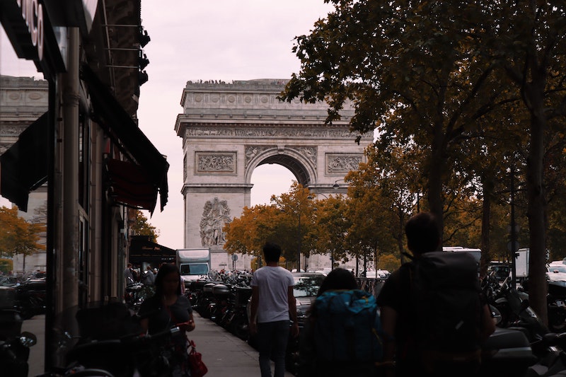 Restaurants romantiques près de Av. des Champs-Élysées à Paris