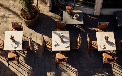Optimiser l’aménagement de votre terrasse de restaurant avec le bon mobilier